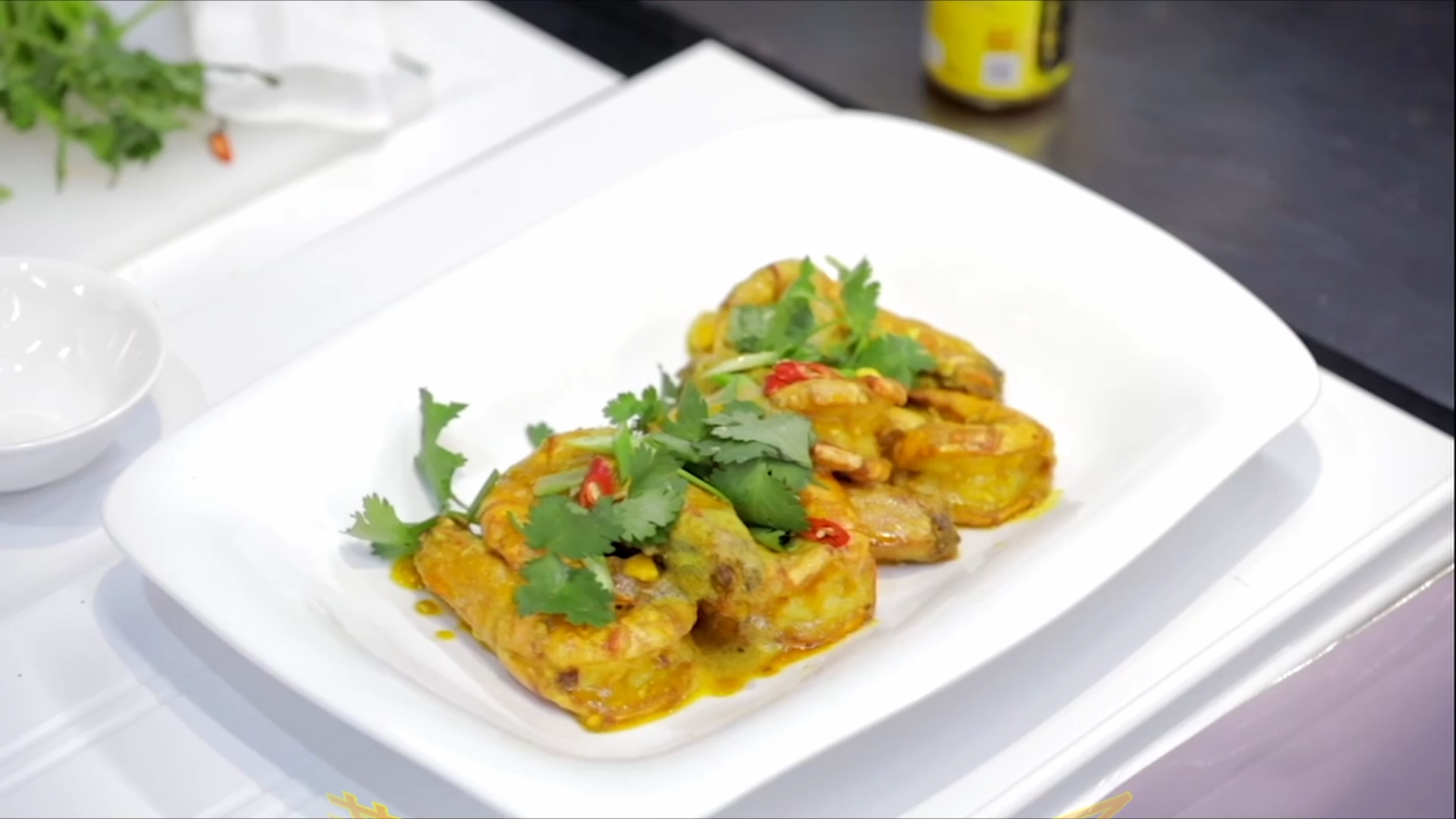 Golden shrimp   - Image